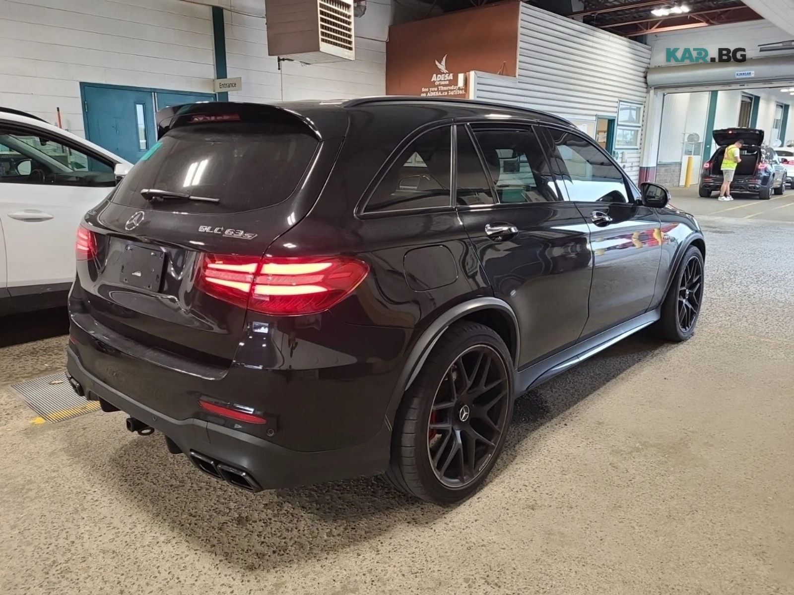 Mercedes-Benz GLC 63 AMG S Автокредит Цена до България, снимка 4 - Автомобили и джипове - 56167455
