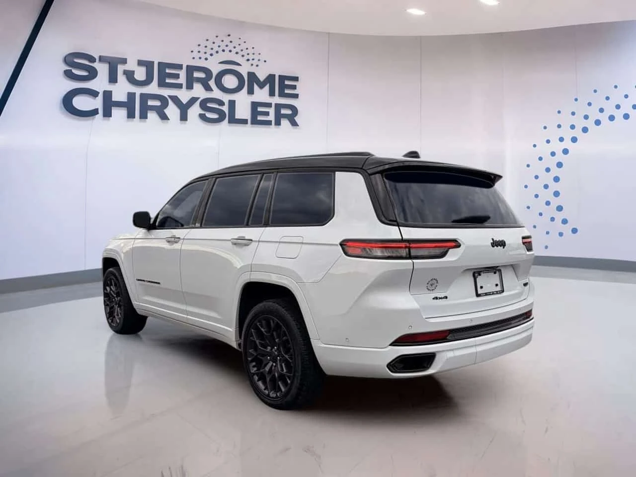 Jeep Grand cherokee  L SUMMIT 2023 * V8 5.7 * 7 ������  * 360 *  | Mobile.bg � ����������� 7