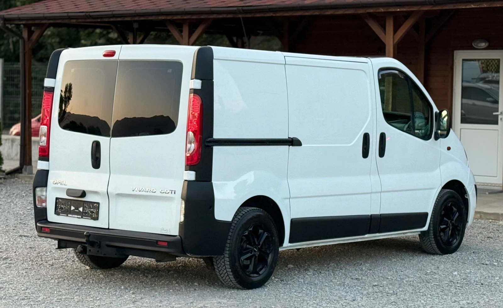 Opel Vivaro 2.0CDTi 115к.с * Климатик* * Face-Lift*  - изображение 6