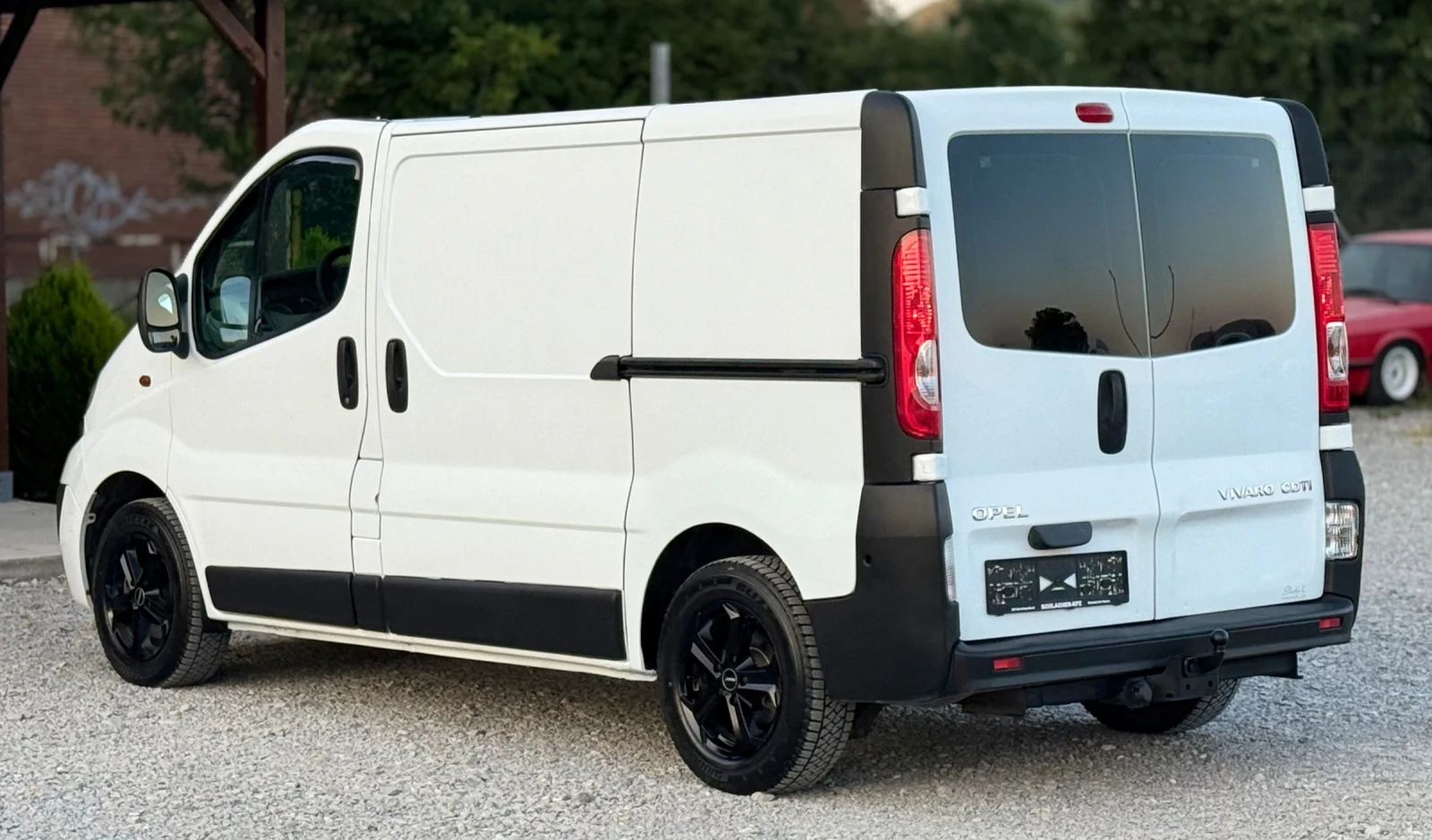 Opel Vivaro 2.0CDTi 115к.с * Климатик* * Face-Lift*  - изображение 4