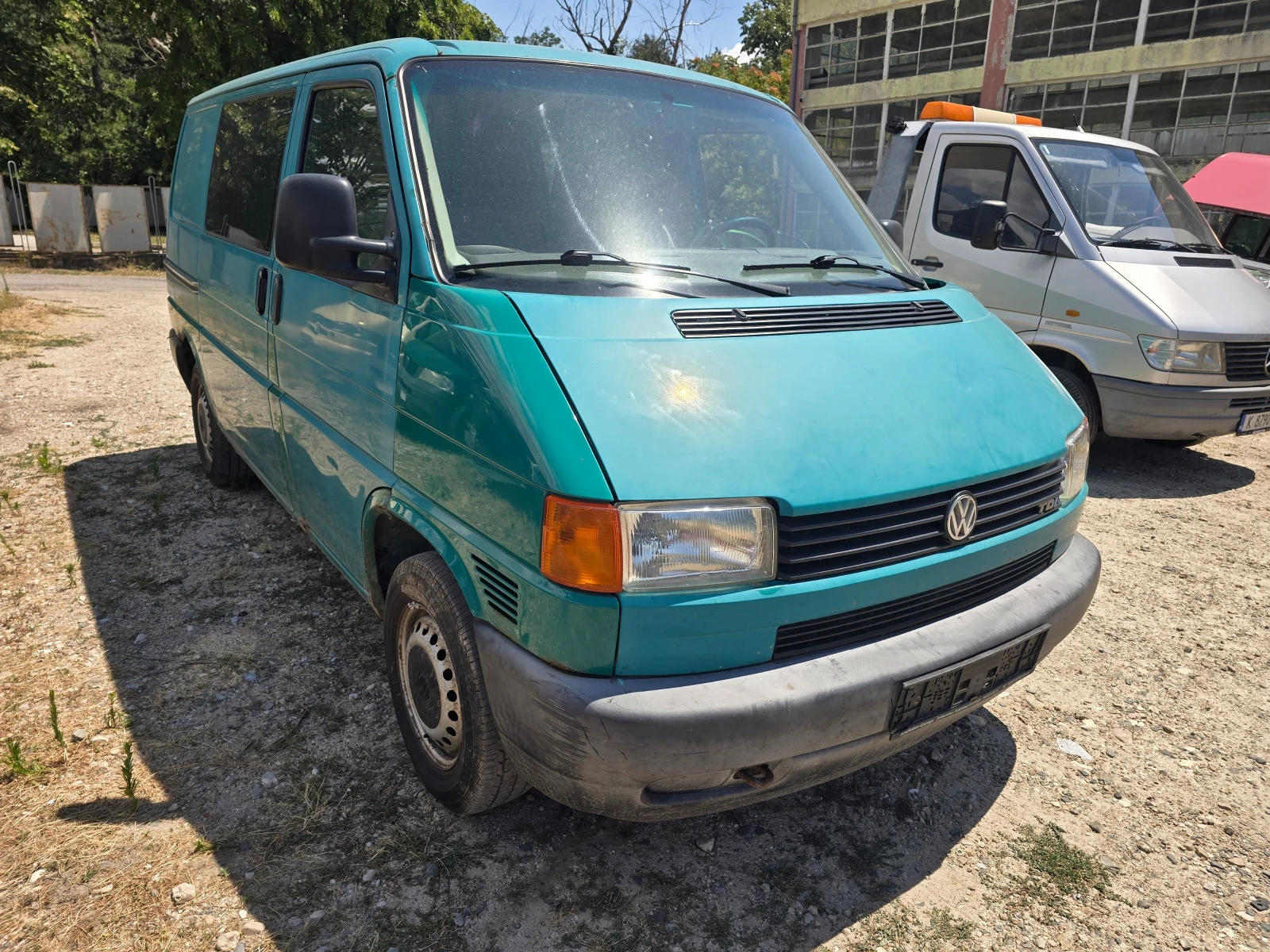VW T4 2.5 TDI 88 PS, снимка 3 - Бусове и автобуси - 55463586