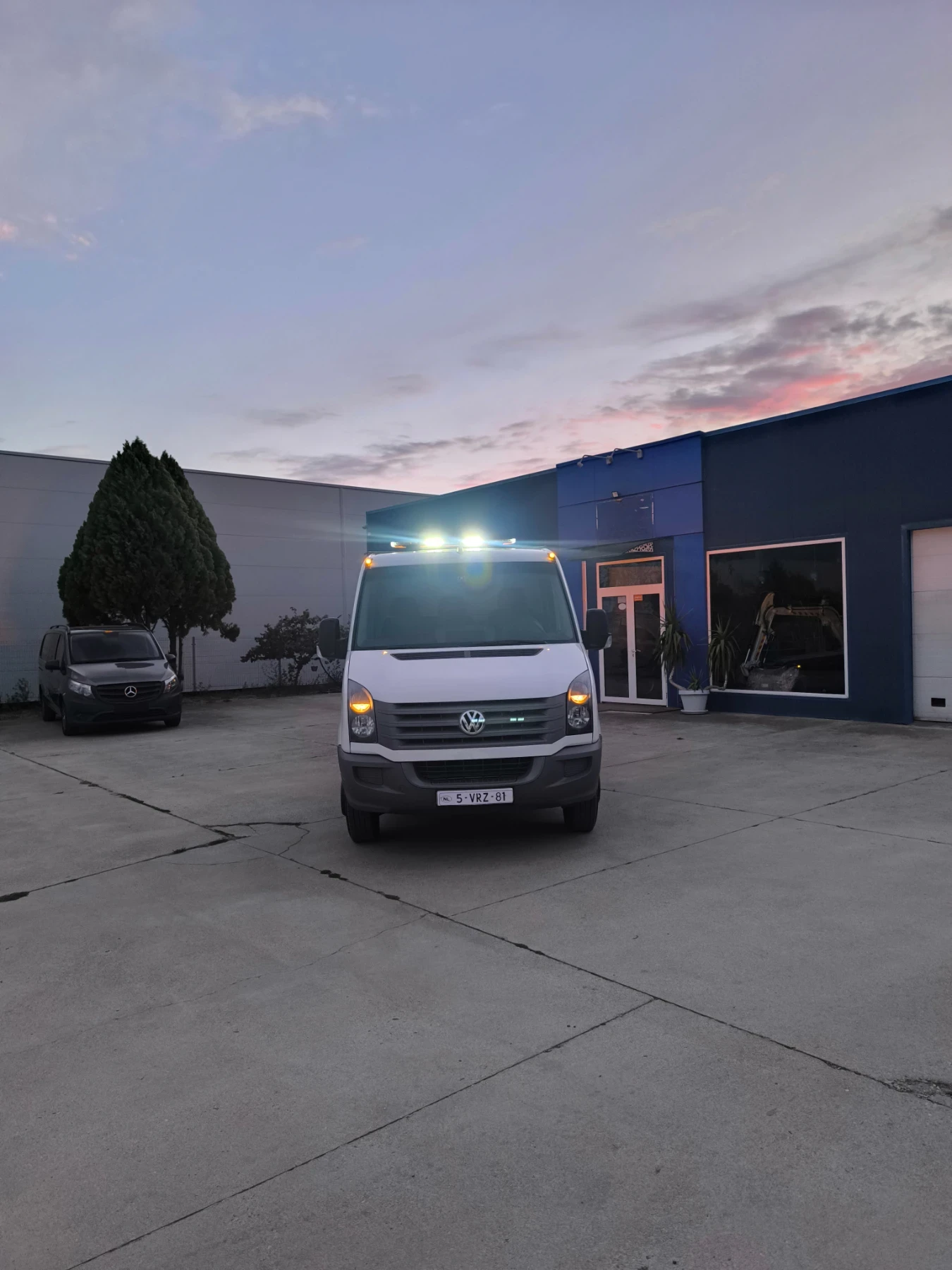 VW Crafter 50TDI, снимка 2 - Бусове и автобуси - 56272591