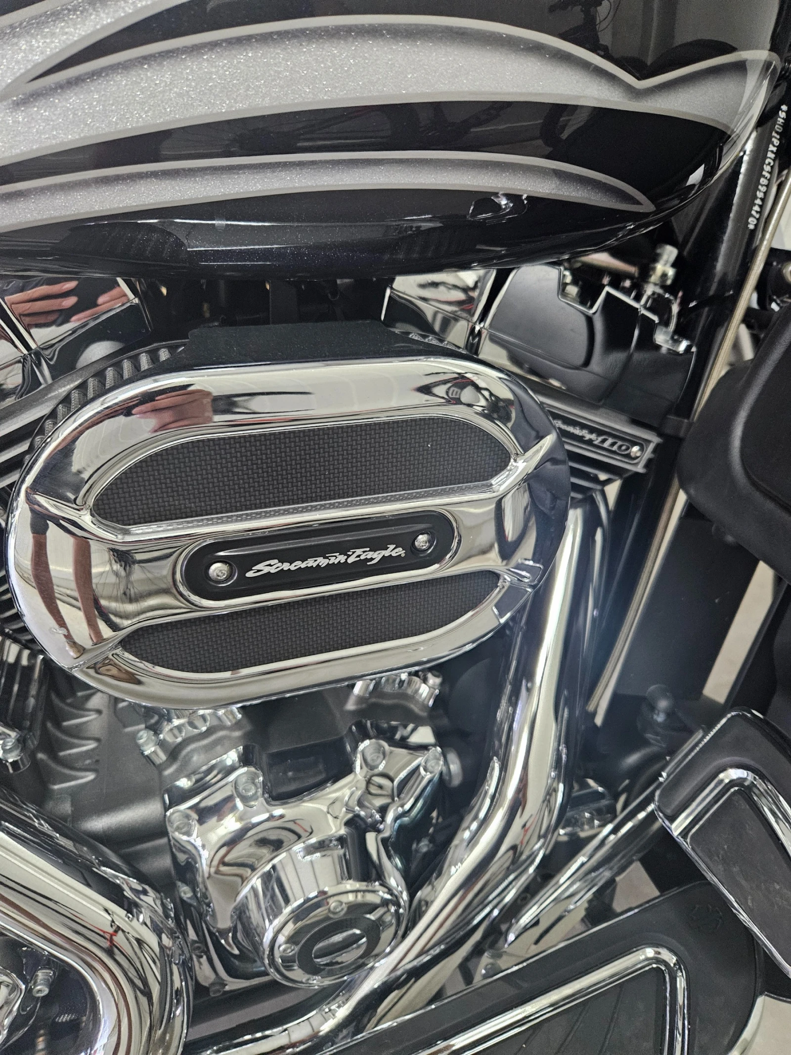 Harley-Davidson CVO, снимка 2 - Мотоциклети и мототехника - 55999328
