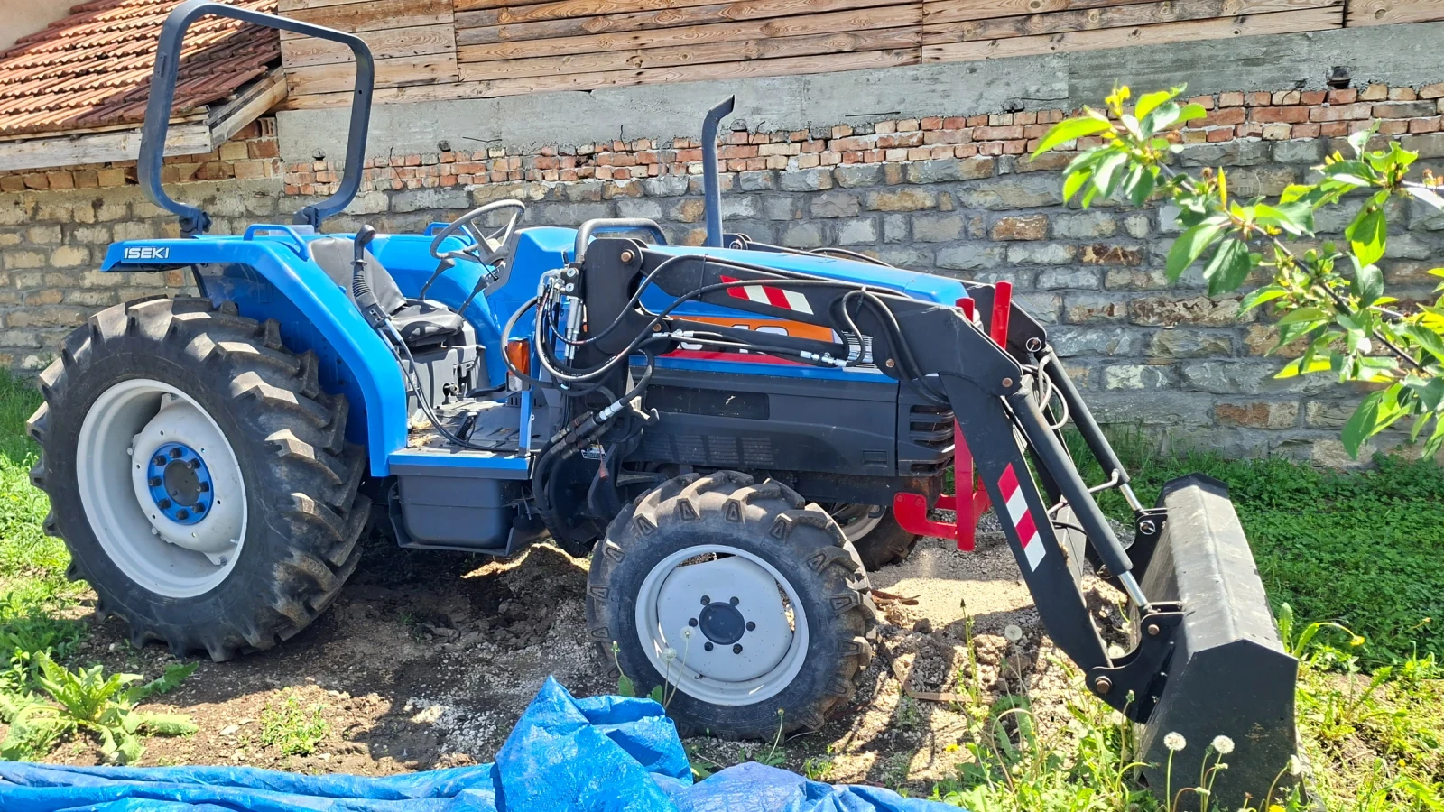 Трактор ISEKI Geas 43, снимка 2 - Селскостопанска техника - 54529555