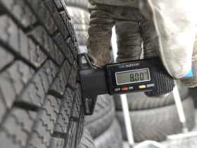 Гуми Зимни 215/60R16, снимка 6 - Гуми и джанти - 48979822