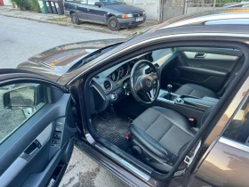 Mercedes-Benz C 200, снимка 6
