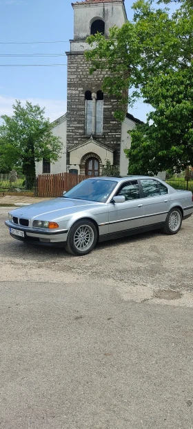 BMW 740 4.4 v8, снимка 2