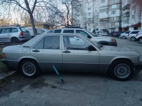 Mercedes-Benz 190 2.5, снимка 3