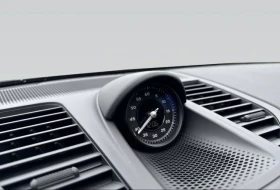 Porsche Panamera 4 E-HYBRID/FACELIFT/LIFT/BOSE/PANO/MATRIX/SPORT CH - 231780 лв. - 73441933 | Car24.bg