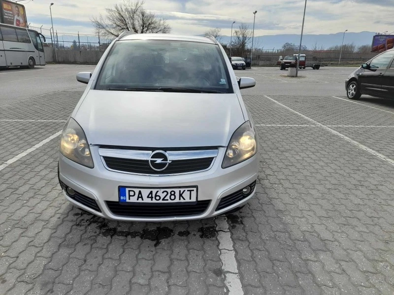 Opel Zafira 1.9td, снимка 8 - Автомобили и джипове - 46484723