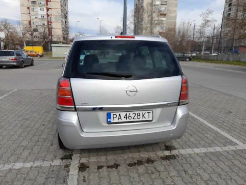 Opel Zafira 1.9td, снимка 10 - Автомобили и джипове - 46484723