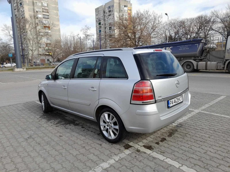 Opel Zafira 1.9td, снимка 9 - Автомобили и джипове - 46484723