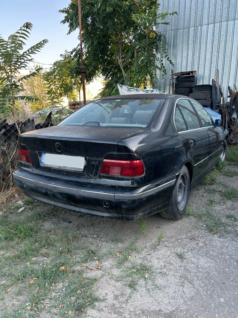 BMW 520 Е39, снимка 4 - Автомобили и джипове - 47112129