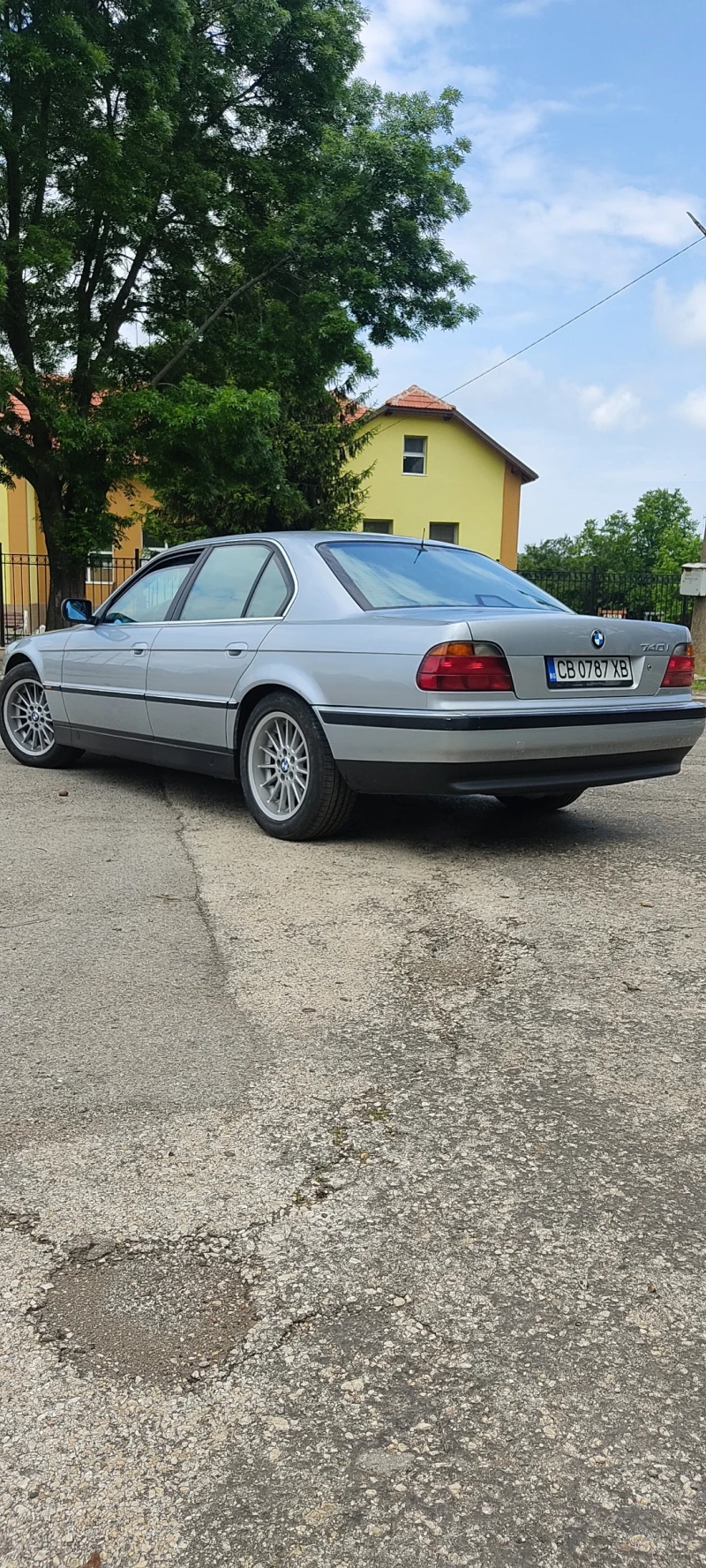 BMW 740 4.4 v8, снимка 3 - Автомобили и джипове - 48371860