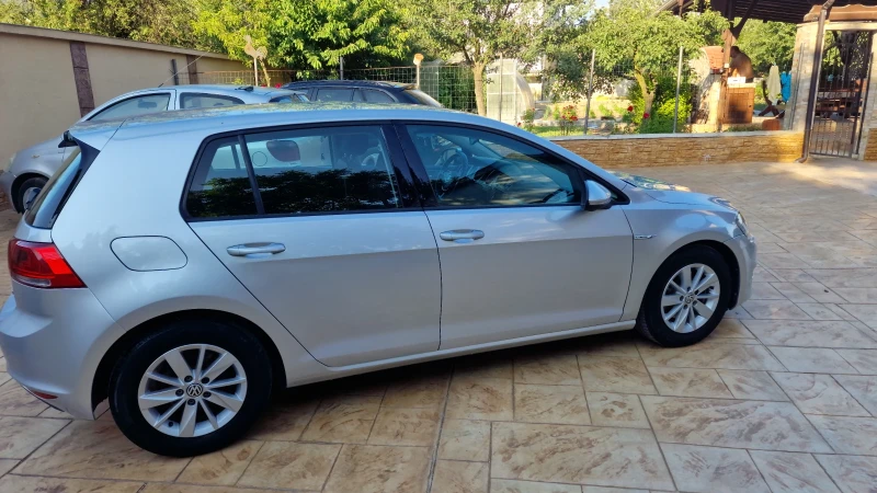 VW Golf 1.6TDi-110k.c.= 6-скорости= Сервизна история!, снимка 7 - Автомобили и джипове - 52618631