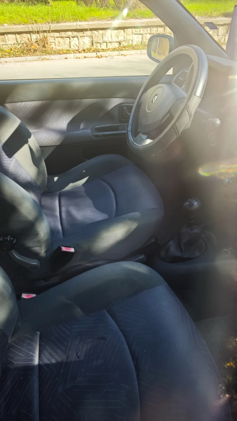 Renault Clio 1.2, снимка 3 - Автомобили и джипове - 52598118