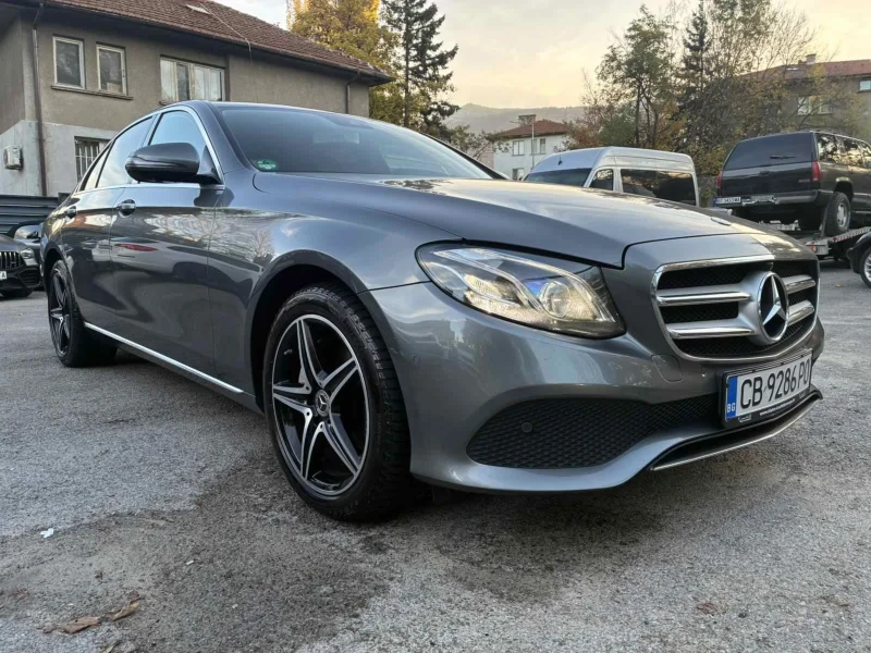 Mercedes-Benz E 350 9G Tronic/Digital/Ambient/360, снимка 3 - Автомобили и джипове - 52270467