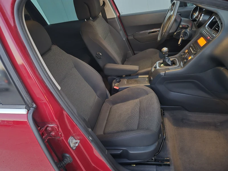 Peugeot 5008 1.6hdi* , снимка 9 - Автомобили и джипове - 52407287