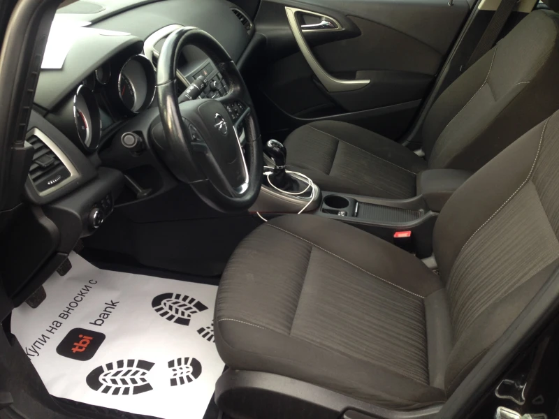 Opel Astra 1.7TDi/125/6ск/NAVI/SportsTourer/Eur5, снимка 10 - Автомобили и джипове - 52704951