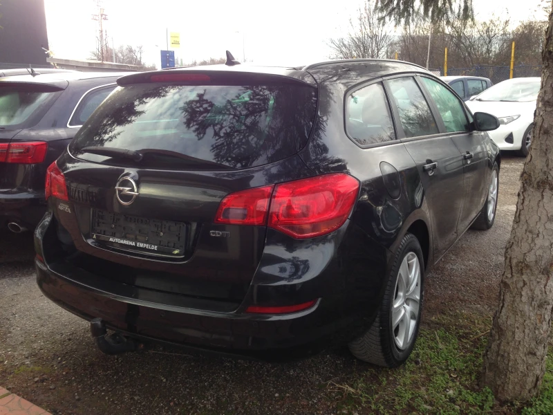 Opel Astra 1.7TDi/125/6ск/NAVI/SportsTourer/Eur5, снимка 6 - Автомобили и джипове - 52704951