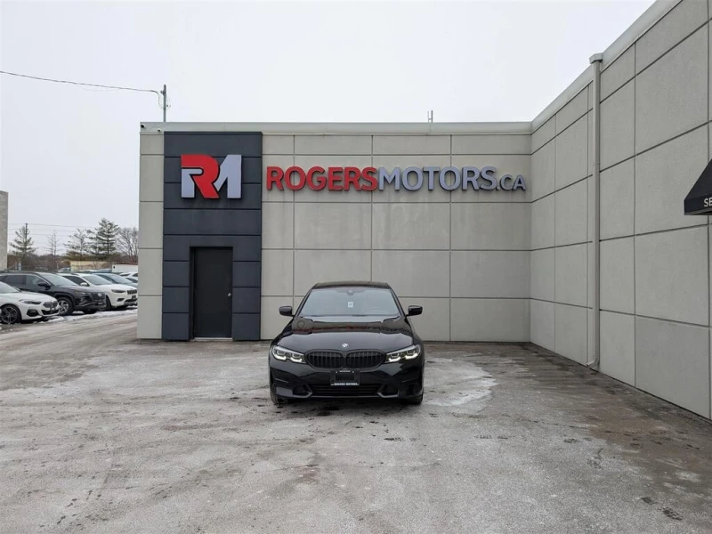 BMW 330 * XDRIVE NAVI SUNROOF TECH FEATS * CARFAX * ЦЕНА Д, снимка 7 - Автомобили и джипове - 52829597