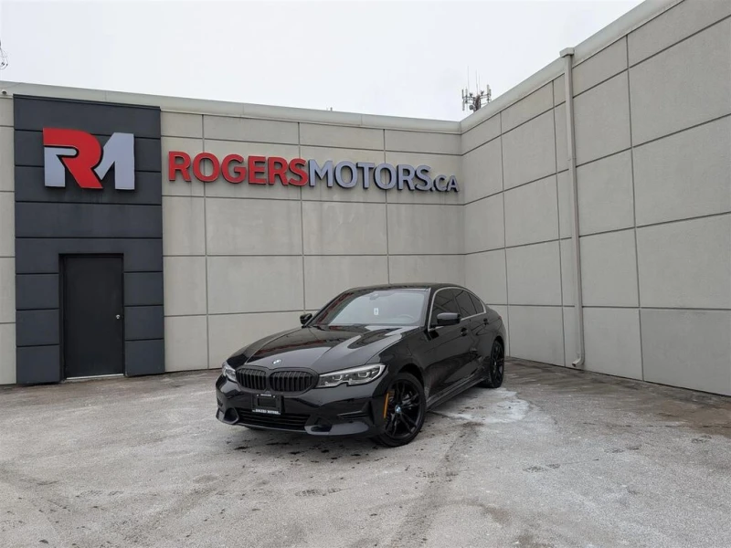 BMW 330 * XDRIVE NAVI SUNROOF TECH FEATS * CARFAX * ЦЕНА Д