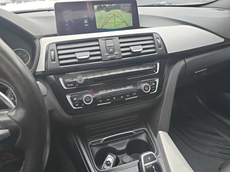 BMW 330 * 330i xDrive * CARFAX * ФИНАНСИРАНЕ* КЛИП, снимка 9 - Автомобили и джипове - 52830687