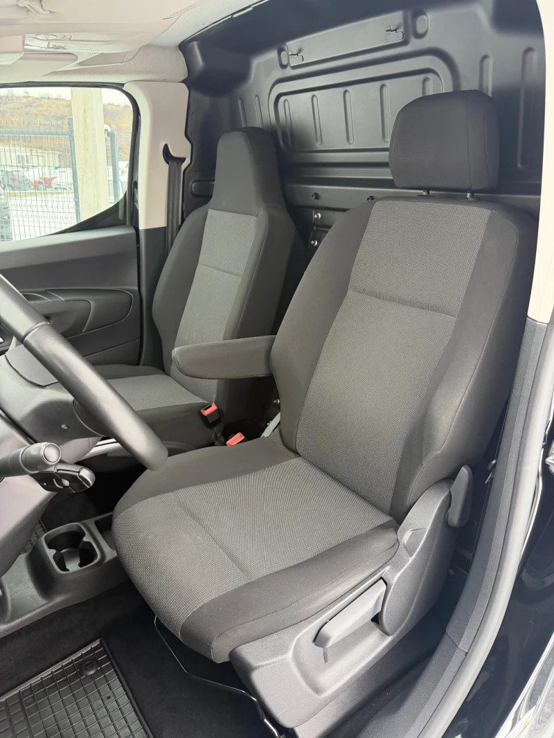 Fiat Doblo Maxi L2 1.5D NAVI CAMERA APPLE CARPLAY EURO 6D COC, снимка 10 - Автомобили и джипове - 53187894