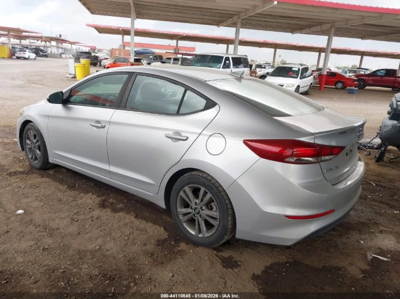 Hyundai Elantra 2l Sel, снимка 3 - Автомобили и джипове - 53395795