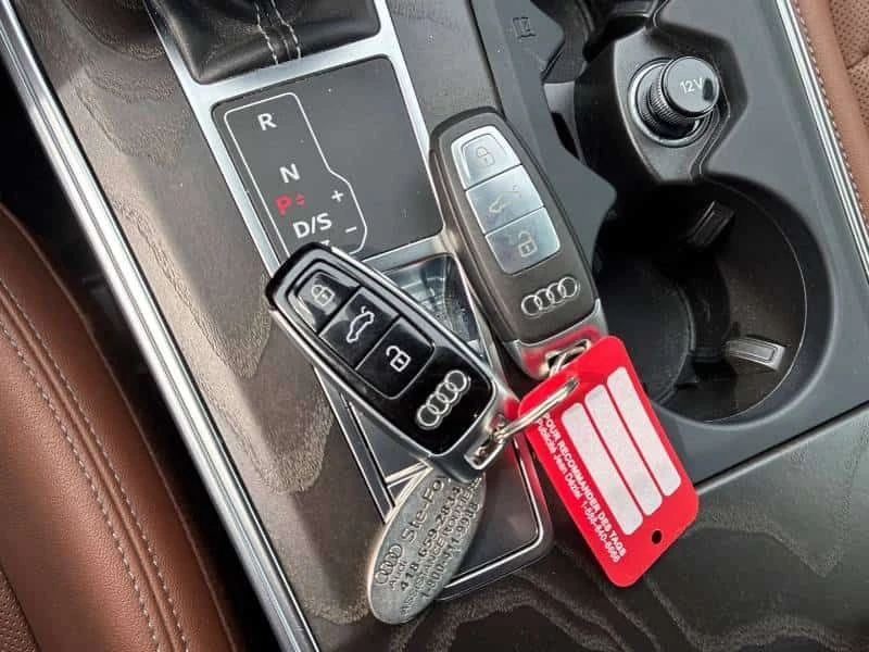 Audi A6 TECHNIK/CARFAX/2 КЛЮЧА/ПАНО/ПОДГРЕВ/ОБДУХ/360 КАМ., снимка 13 - Автомобили и джипове - 54231570