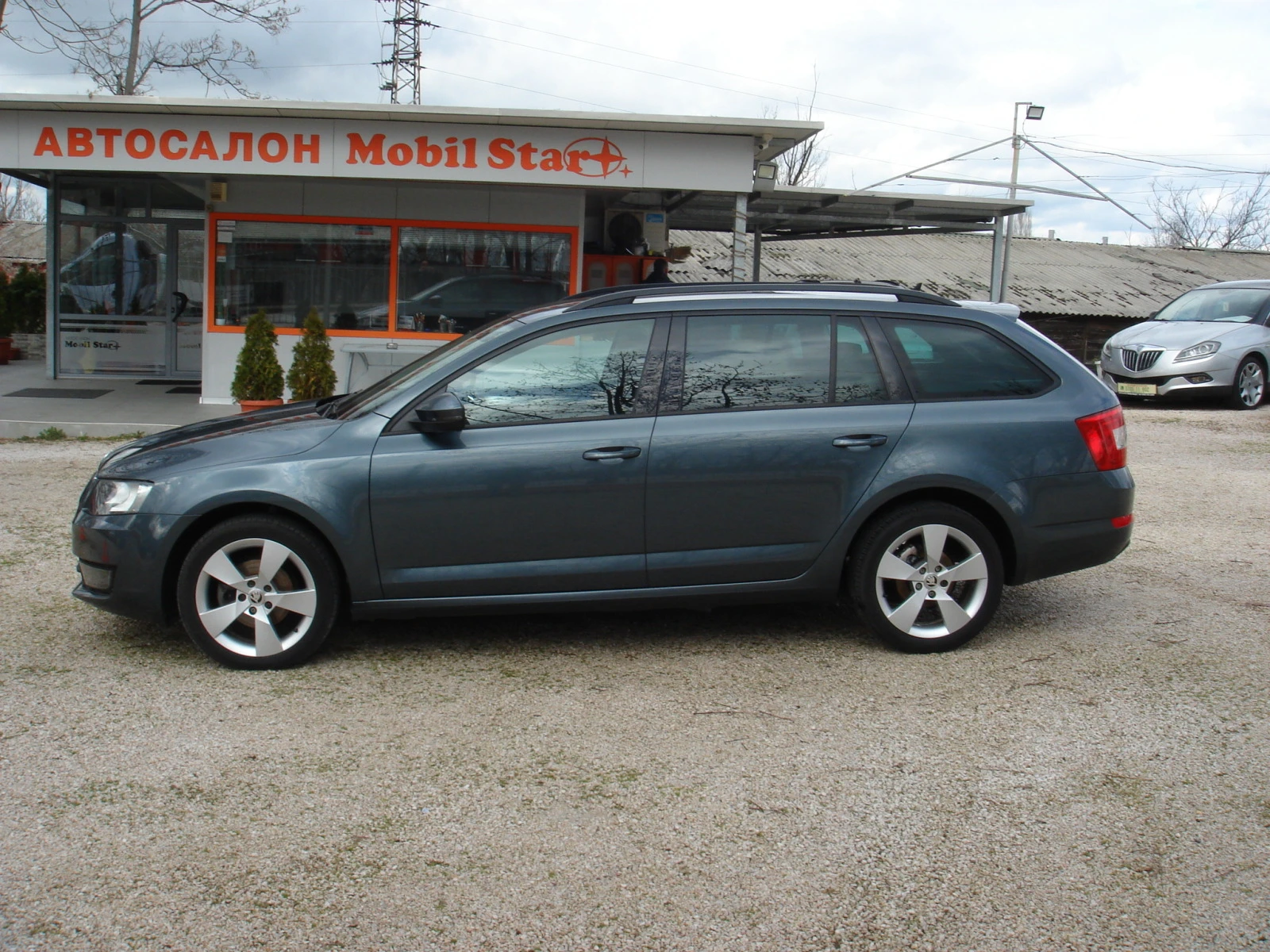 Skoda Octavia TDI NAVI AVTOMAT EURO 6B - изображение 2