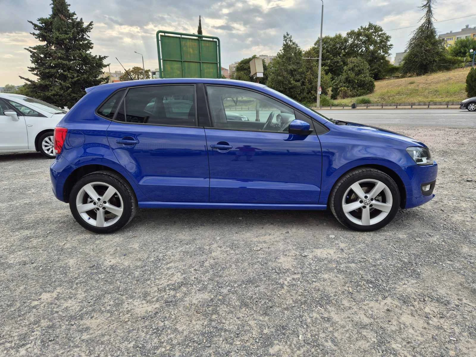 VW Polo 1.6TDI 90кс DSG - изображение 6