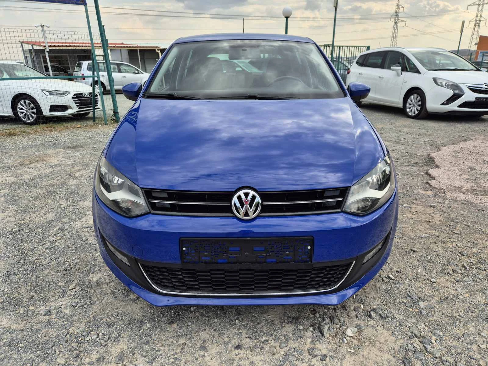 VW Polo 1.6TDI 90кс DSG - изображение 8