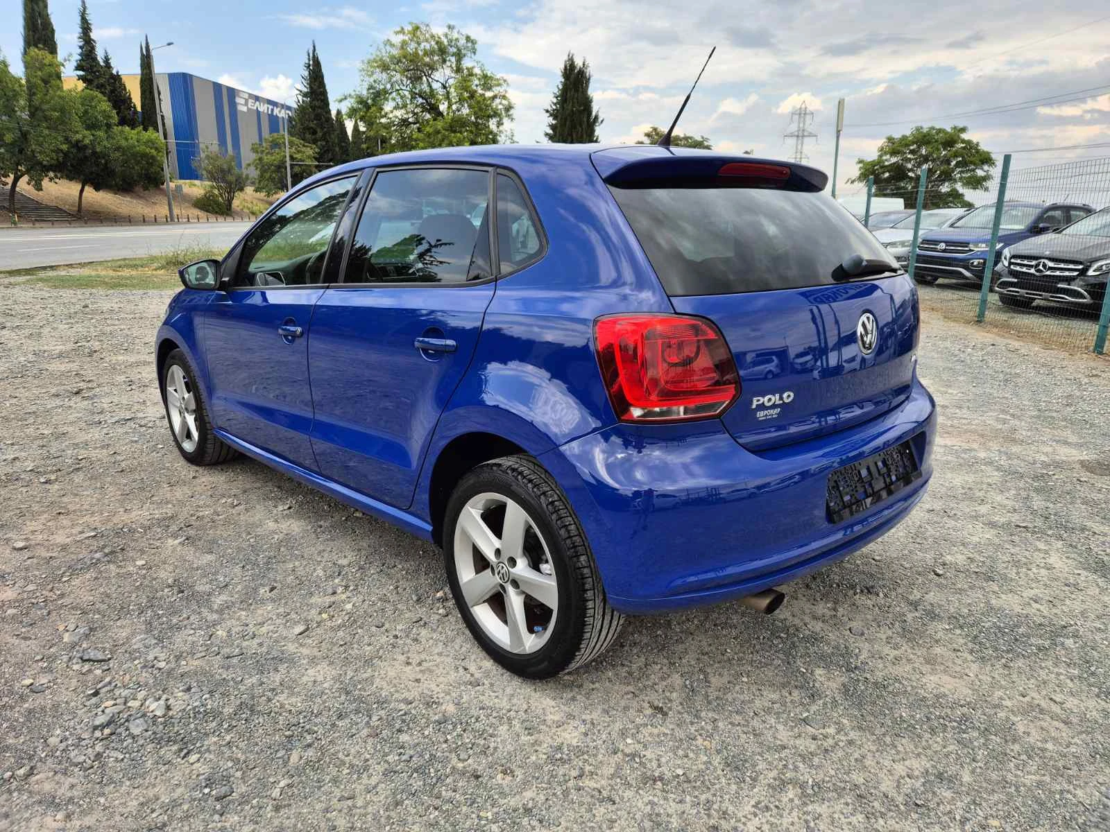 VW Polo 1.6TDI 90кс DSG - изображение 3