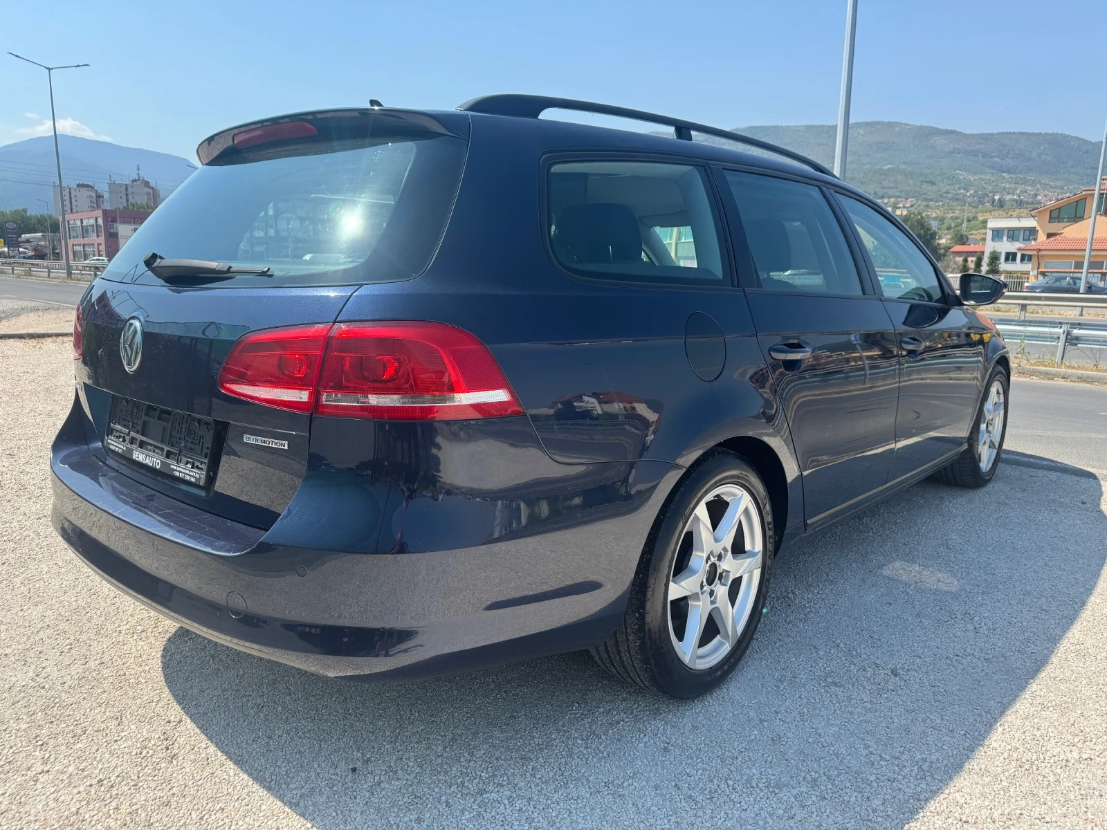 VW Passat 1.6 TDi EURO 5 BLUEMOTION - изображение 6