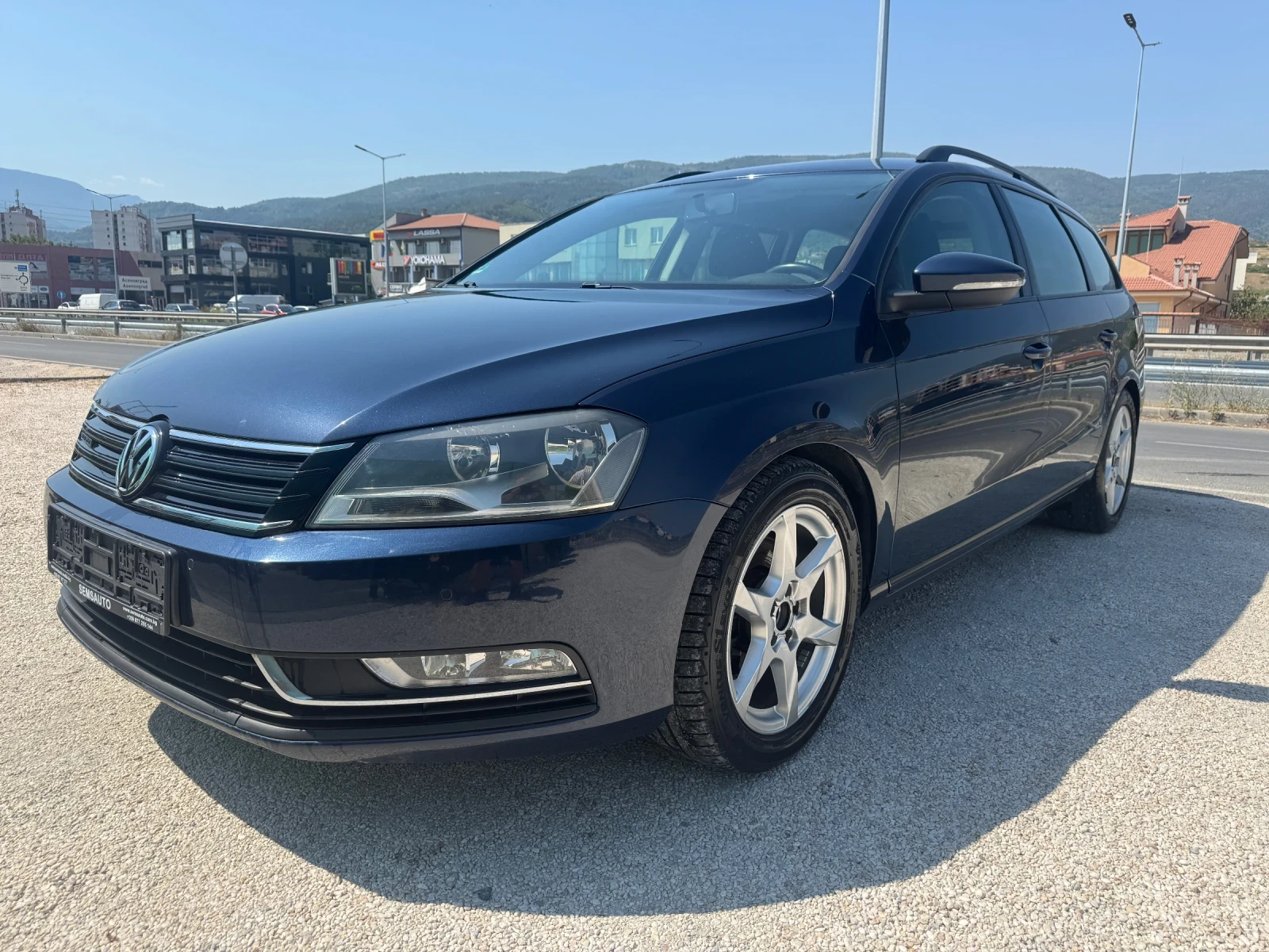VW Passat 1.6 TDi EURO 5 BLUEMOTION | Mobile.bg   1
