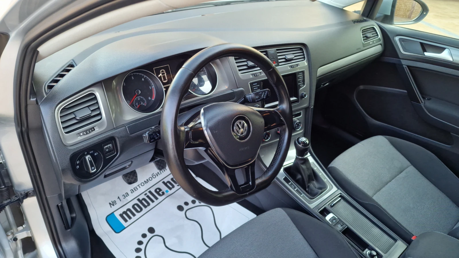 VW Golf 1.6TDi-110k.c.= 6-скорости= Сервизна история! - изображение 8