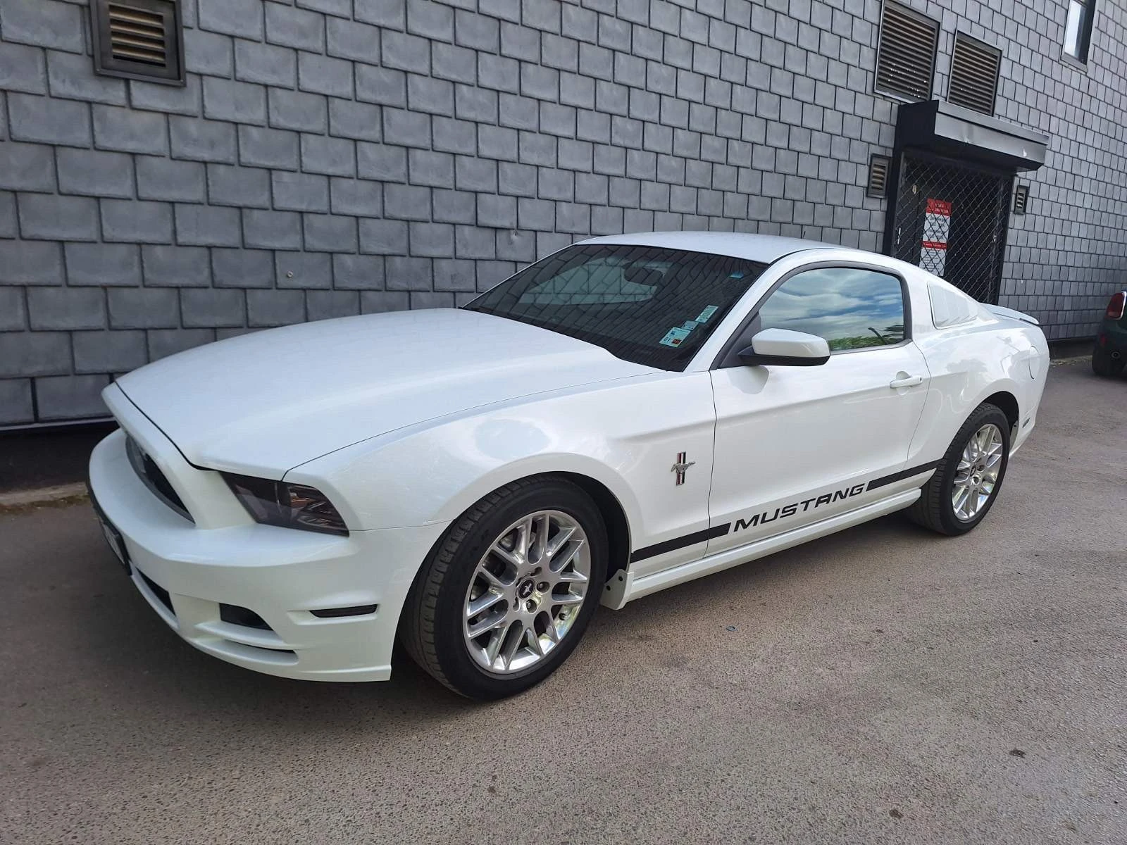 Ford Mustang  - изображение 2
