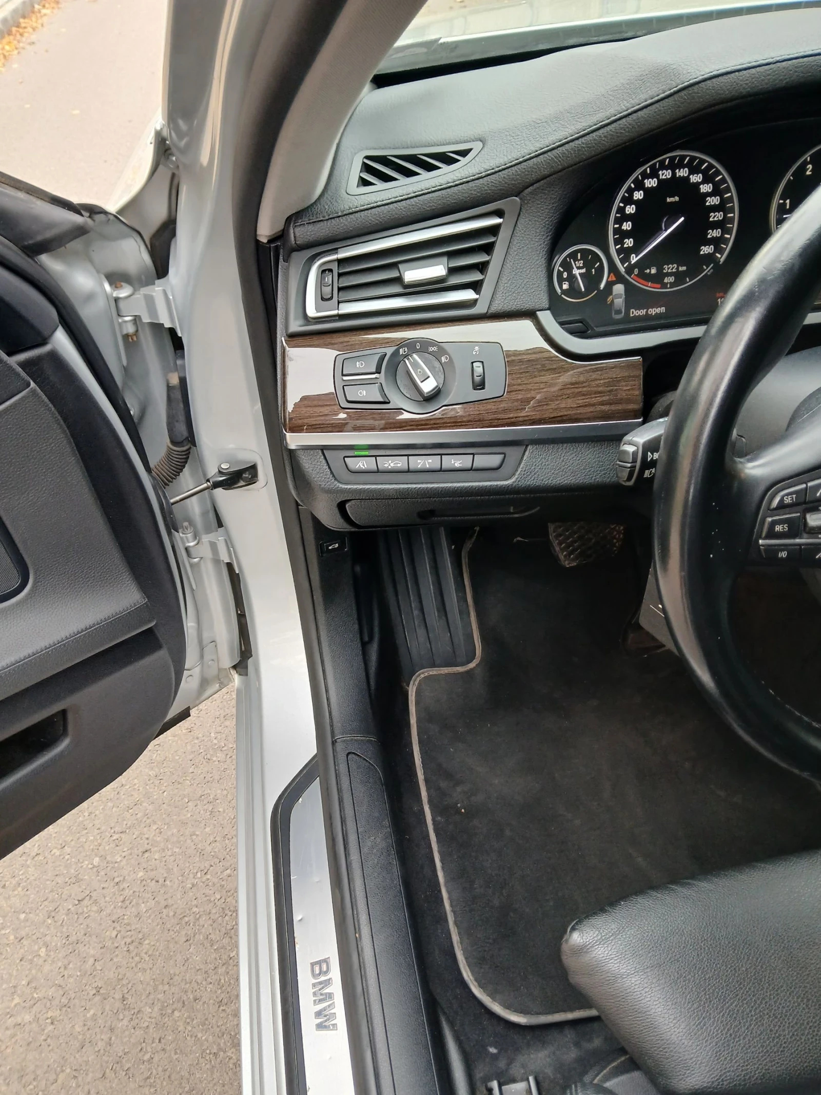 BMW 730 F01 3.0D HEAD-UP ВАКУМ DISTRONIC НОВИ ГУМИ  - изображение 7