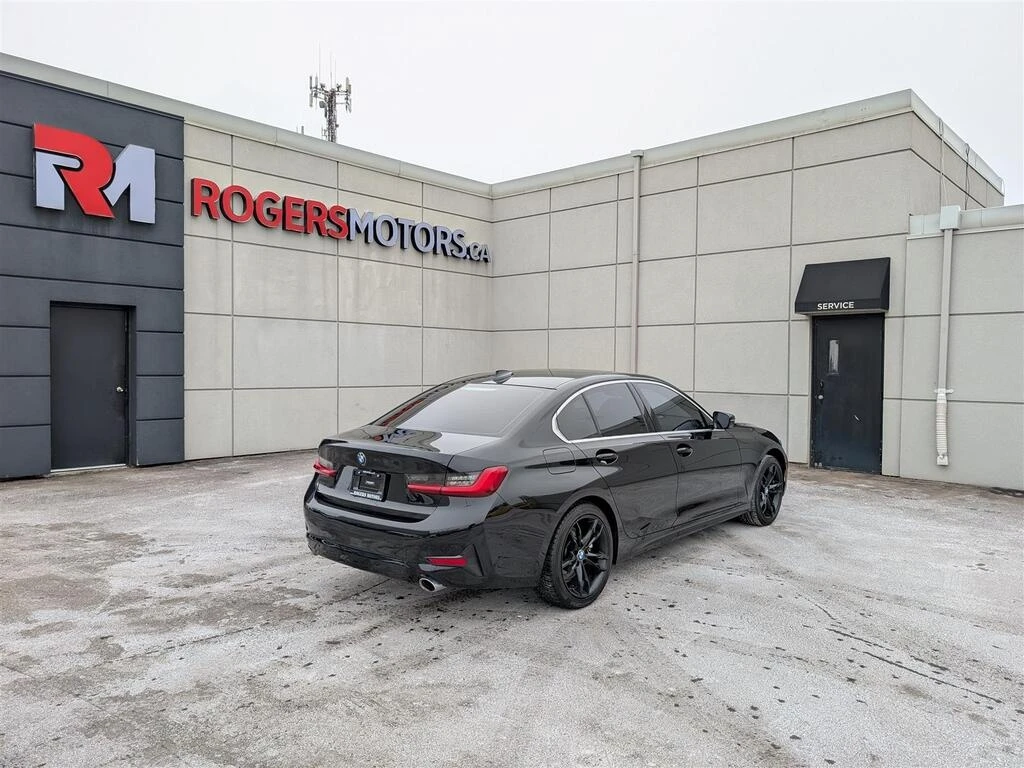 BMW 330 * XDRIVE NAVI SUNROOF TECH FEATS * CARFAX * ЦЕНА Д - изображение 5