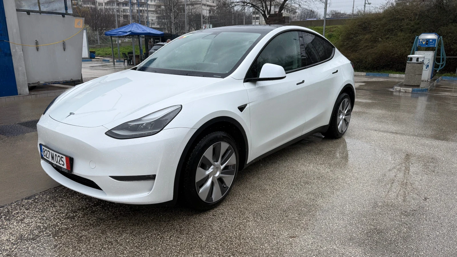Tesla Model Y LONG RANGE DUAL MOTOR AWD, снимка 7 - Автомобили и джипове - 53734145