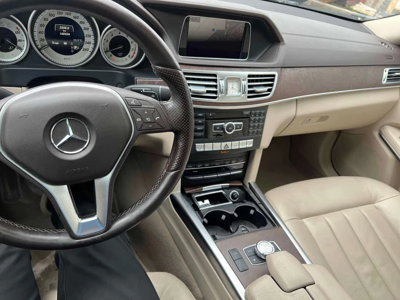 Mercedes-Benz E 400 * CARFAX * ЦЕНА ДО БГ, снимка 5 - Автомобили и джипове - 54385019
