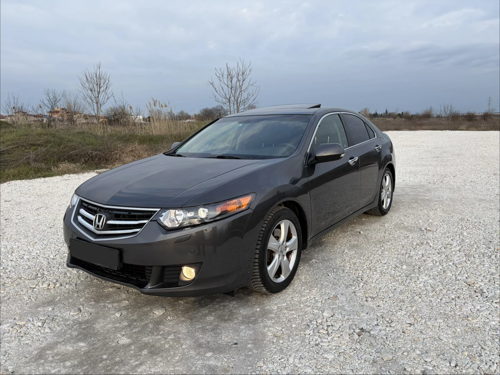 Honda Accord 2.4 i-VTEC Executive! Сервизна история!, снимка 3 - Автомобили и джипове - 54543105