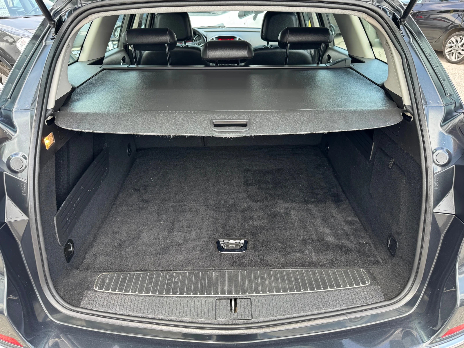 Opel Astra 1.7CDTI-COSMO-FACELIFT-ЛИЗИНГ, снимка 4 - Автомобили и джипове - 54739236