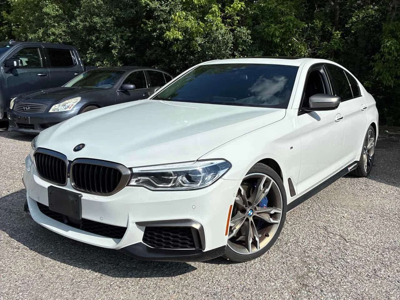 BMW 550 M550i xDrive  CARFAX