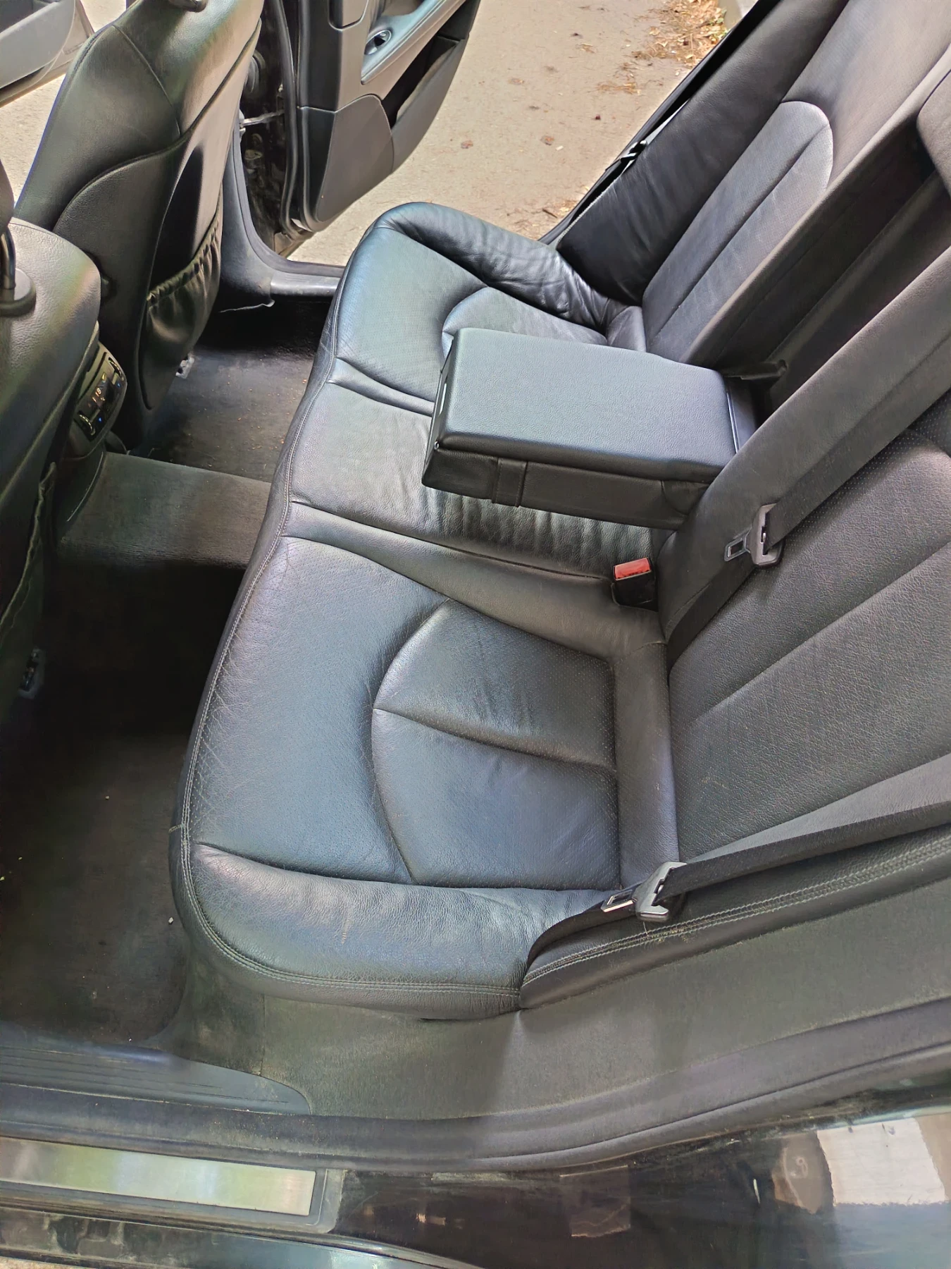 Mercedes-Benz E 320, снимка 10 - Автомобили и джипове - 55362831