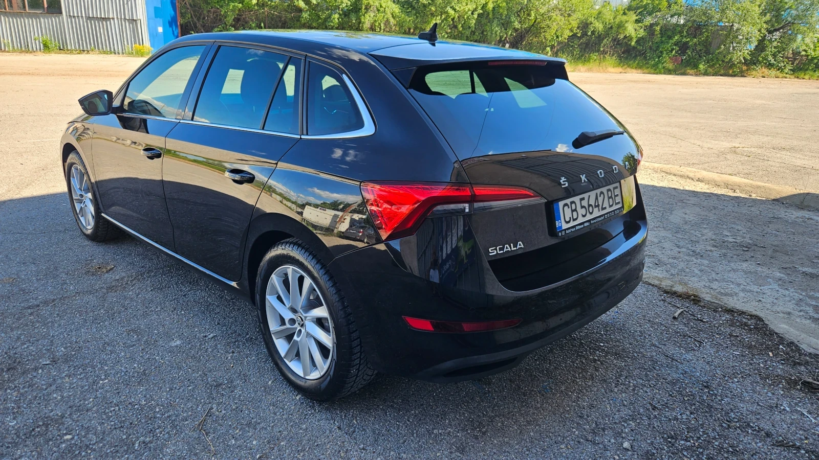 Skoda Scala 63000КМ. FULL LED KEYLESS CARPLAY, снимка 4 - Автомобили и джипове - 55619717