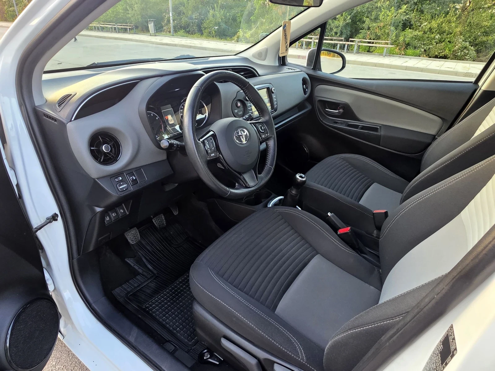 Toyota Yaris Фейслифт, Сервизна история Toyota , снимка 13 - Автомобили и джипове - 55892659