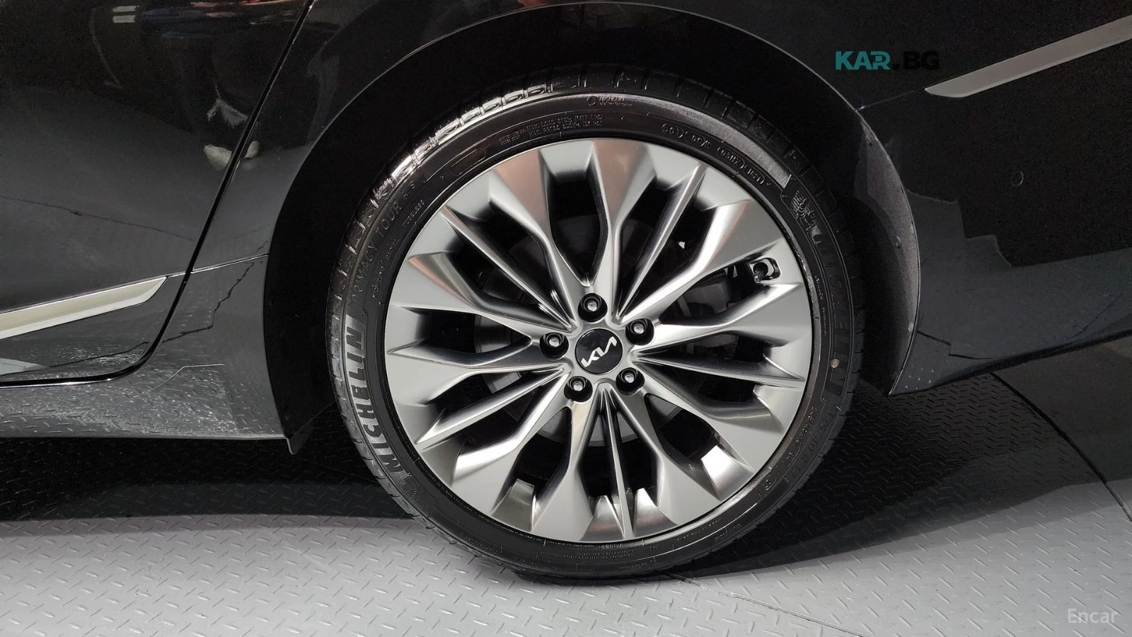Kia K8 LPI PLATINIUM MAX SPEC| HUD| ACC| 4Х ОБДУХ| 360, снимка 5 - Автомобили и джипове - 56096811
