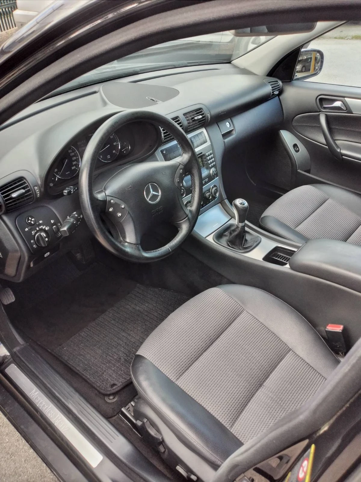 Mercedes-Benz C 200 kompressor Германия, снимка 6 - Автомобили и джипове - 56230509